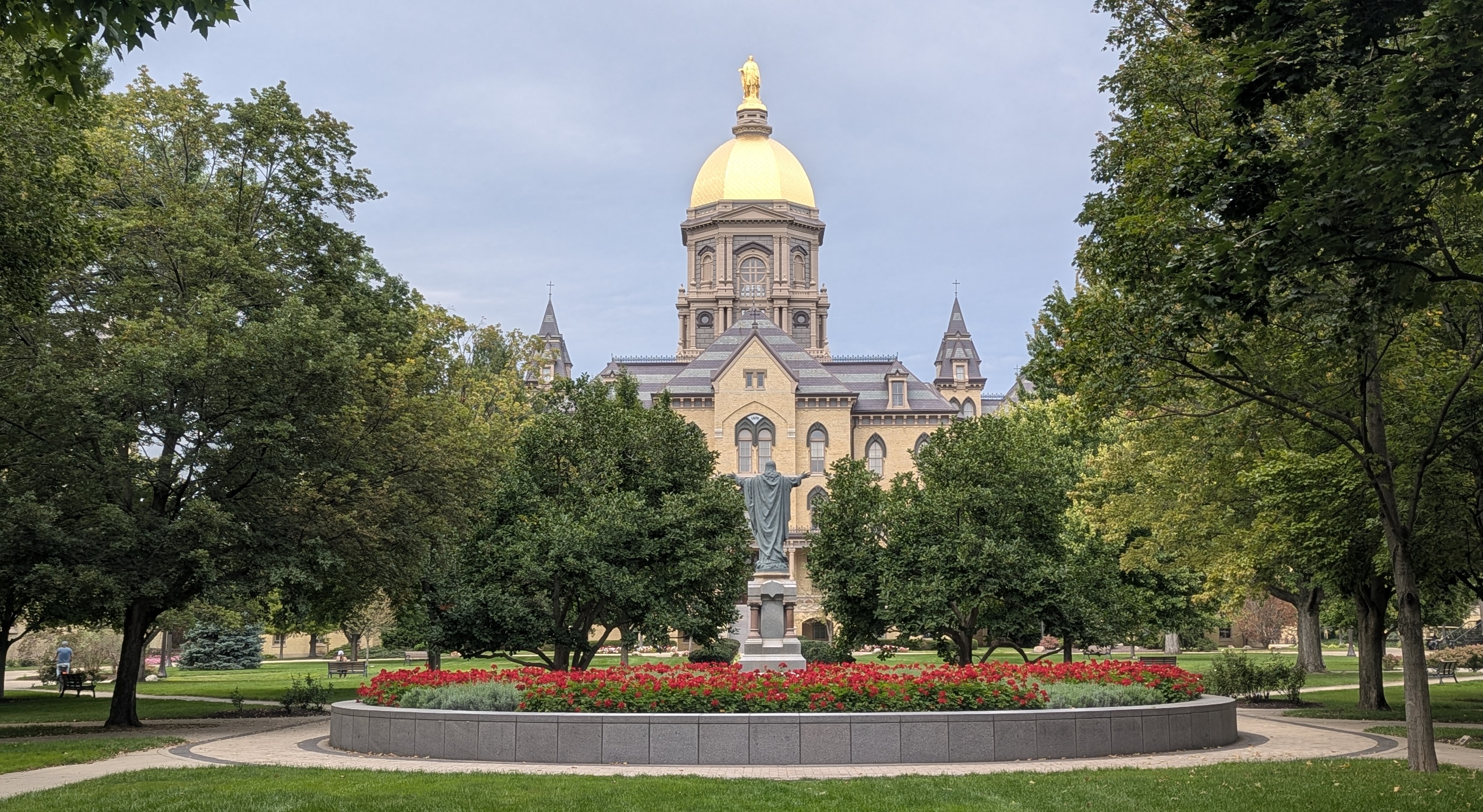 Picture of the Golden Dome at Notre Dame